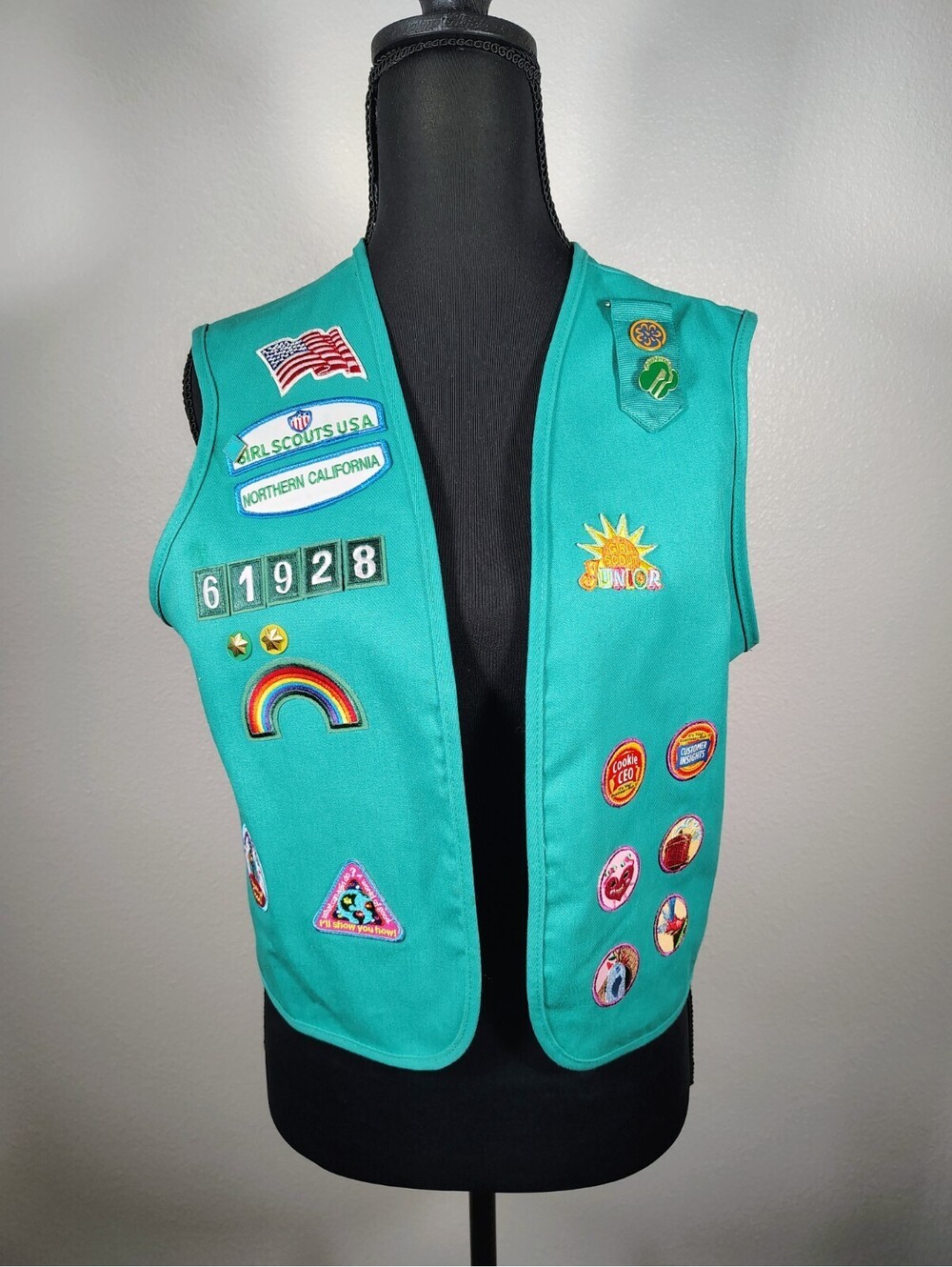 Official Girl Scout Junior Green Vest Many Patches Pins Troop 61928 Northern CA